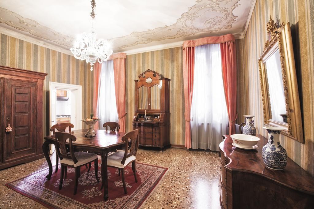 Appartement Palazzetto San Lio, Rialto à Venise Chambre photo